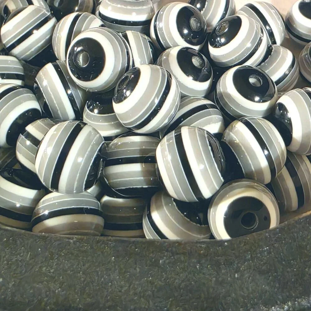 Vintage 70s Lucite Acrylic Striped 12mm Round Black White Beads 10 pcs